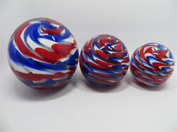 Glass paperweight, glass ball, glass round ball, hand made glass, home