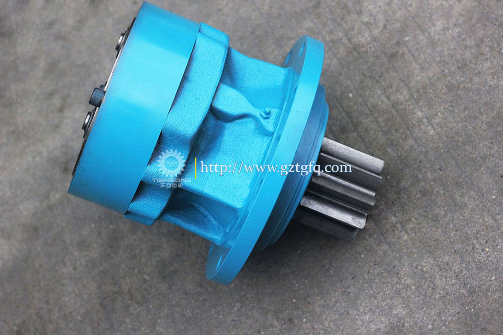 YR32W00002F1 Excavator Swing Gearbox SK60-5 SK60-6 Swing Reduction Assy