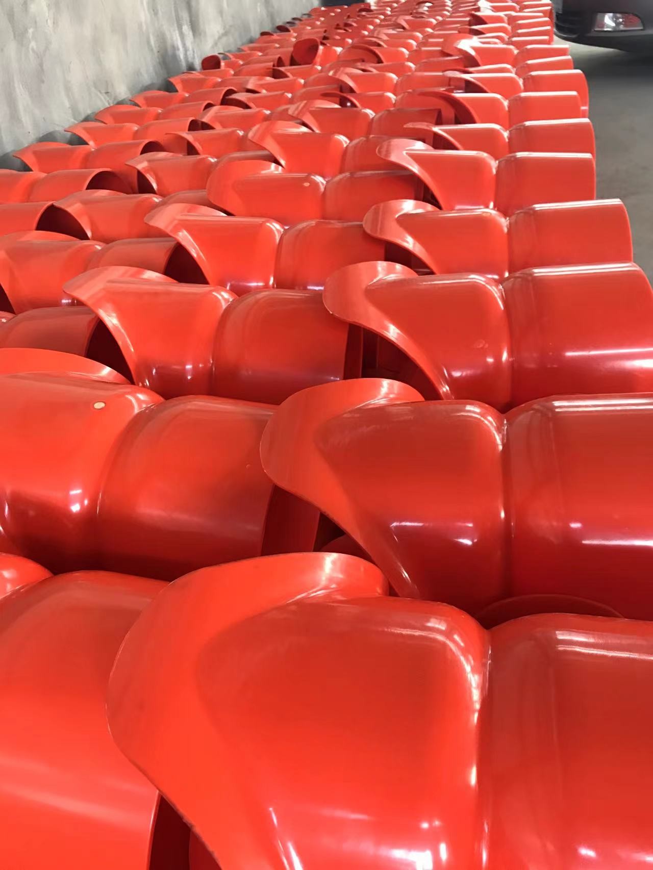 DN250 Pig Farm Blister Manure Drain Plug Made of PE, PVC or ABS Material