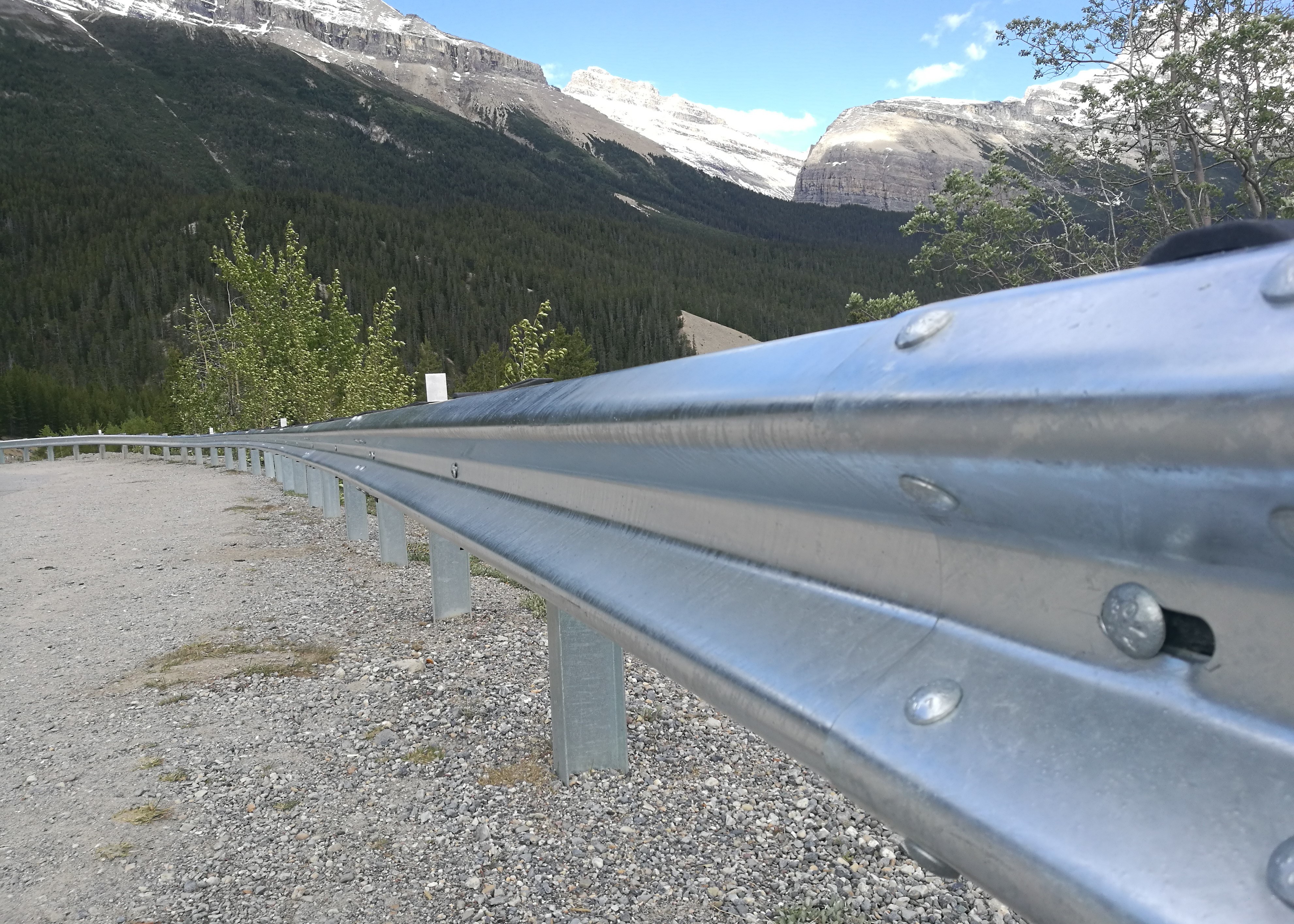 NO 1 supplier in China / EN1317 Standard /Highway Guardrail Systems/ expressway project