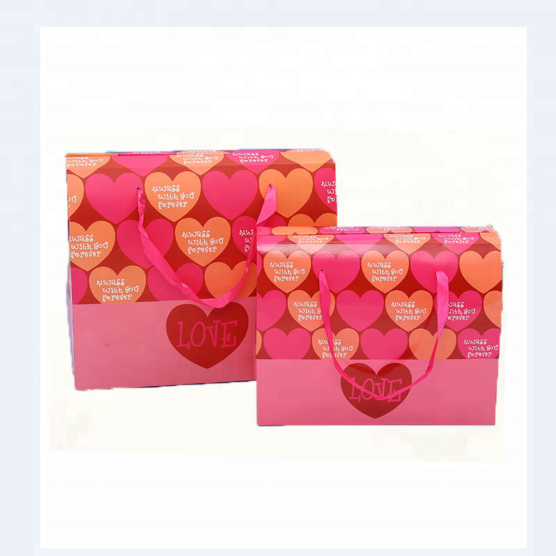Corrugated Board Paper Food Packaging Recyclable ECO Material With Heart Pattern