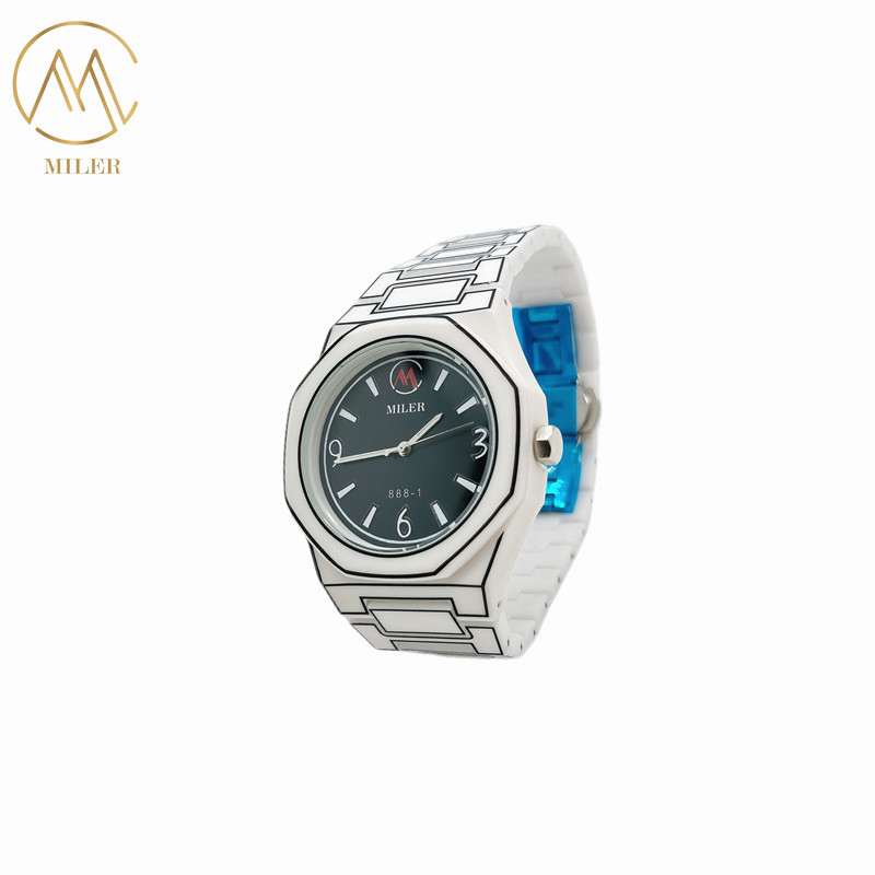 Waterproof Stainless Steel Strap Watch with Digital Display for Swimming and Diving Enthusiasts