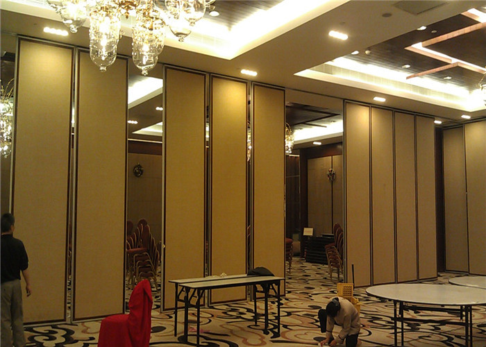 65mm Movable Sound Proof Partitions Aluminum Interior Wall Panel For Office