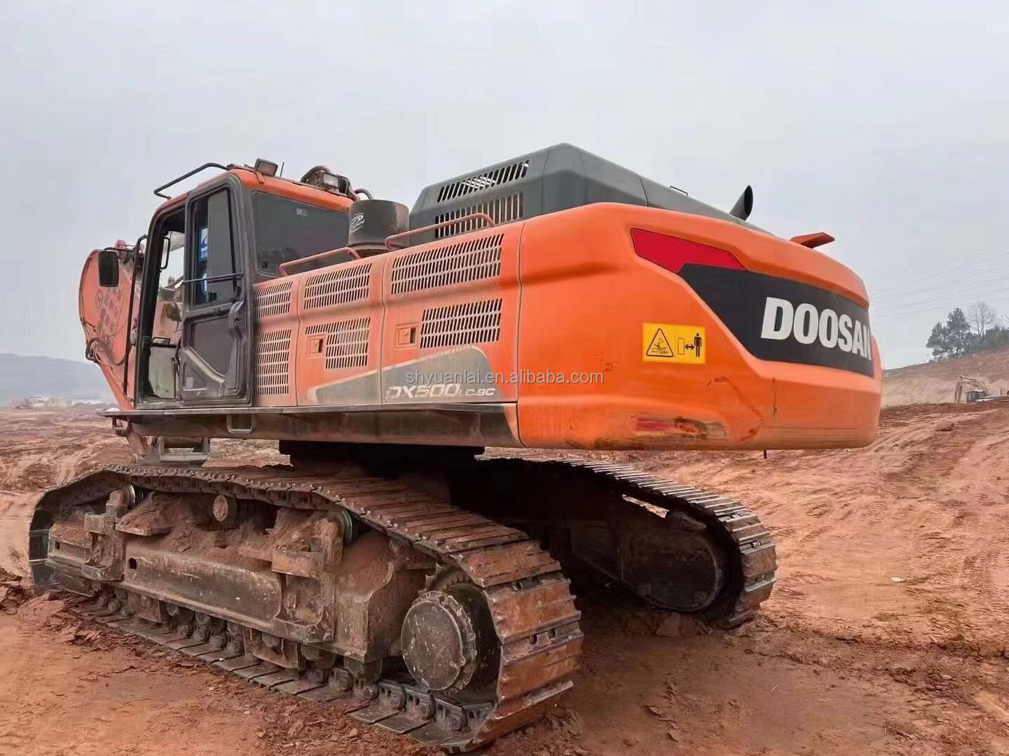 Used Doosan DX500Lc-9s Excavator with High Slope Efficiency and Good Cab Sealing