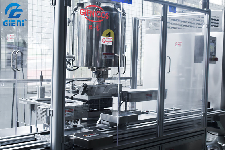 Semi Automatic Filling Machine Silicone Mould With Preheating Function
