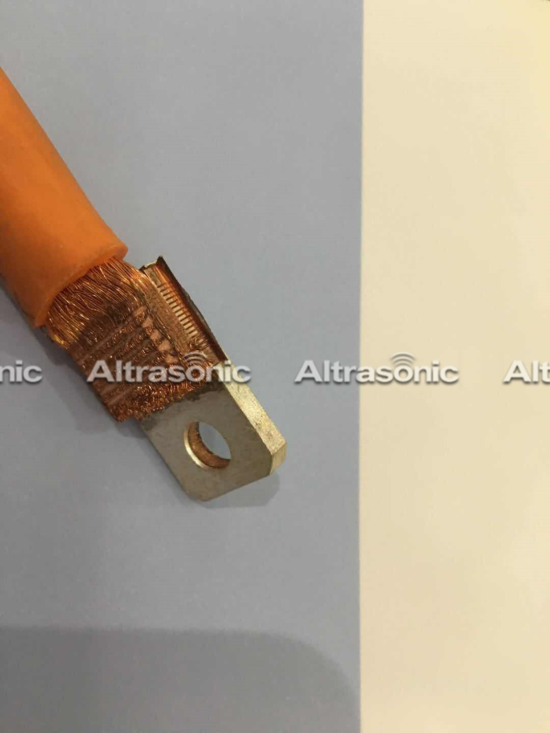 Steel Ultrasonic Spot Metal Welder for Welding 1-12 Square mm Terminal