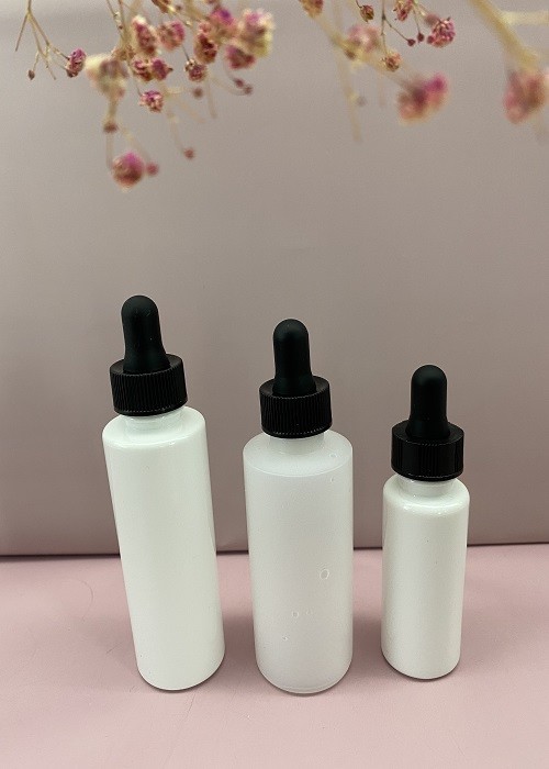 600Ml Shampoo Conditioner & Body Wash Dispenser White Plastic Refillable Transparent Bottle with Pumps