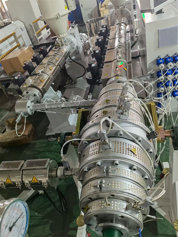 Stainless Steel Plastic Water Supply Line , Plastic Pipe Extrusion Machine