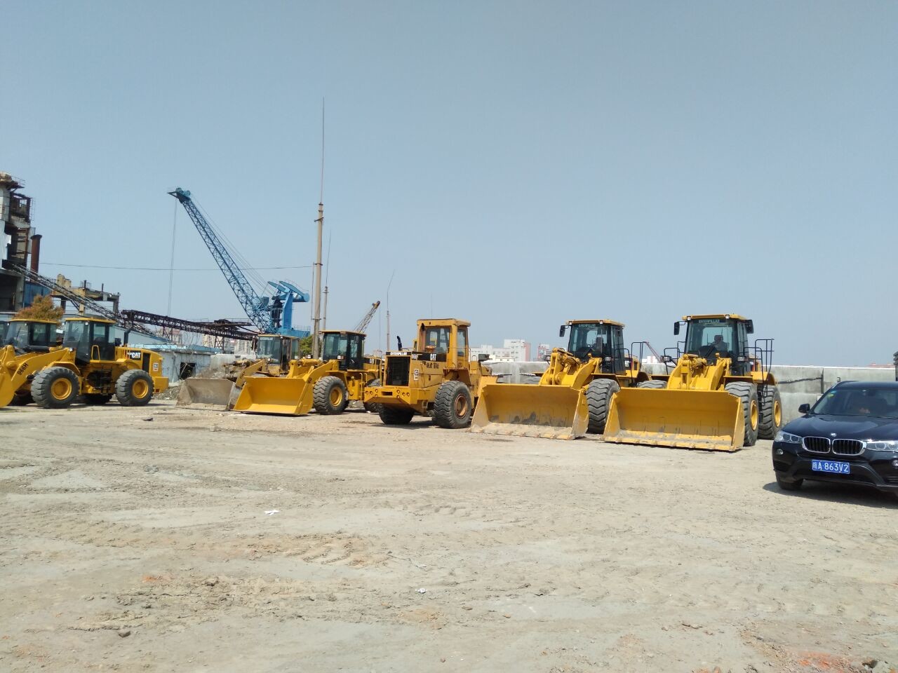 Japan Made CAT Hitachi Crawler Excavators , Used 330BL 320BL EX300 EX200 Cheap Price Excavator For Sale