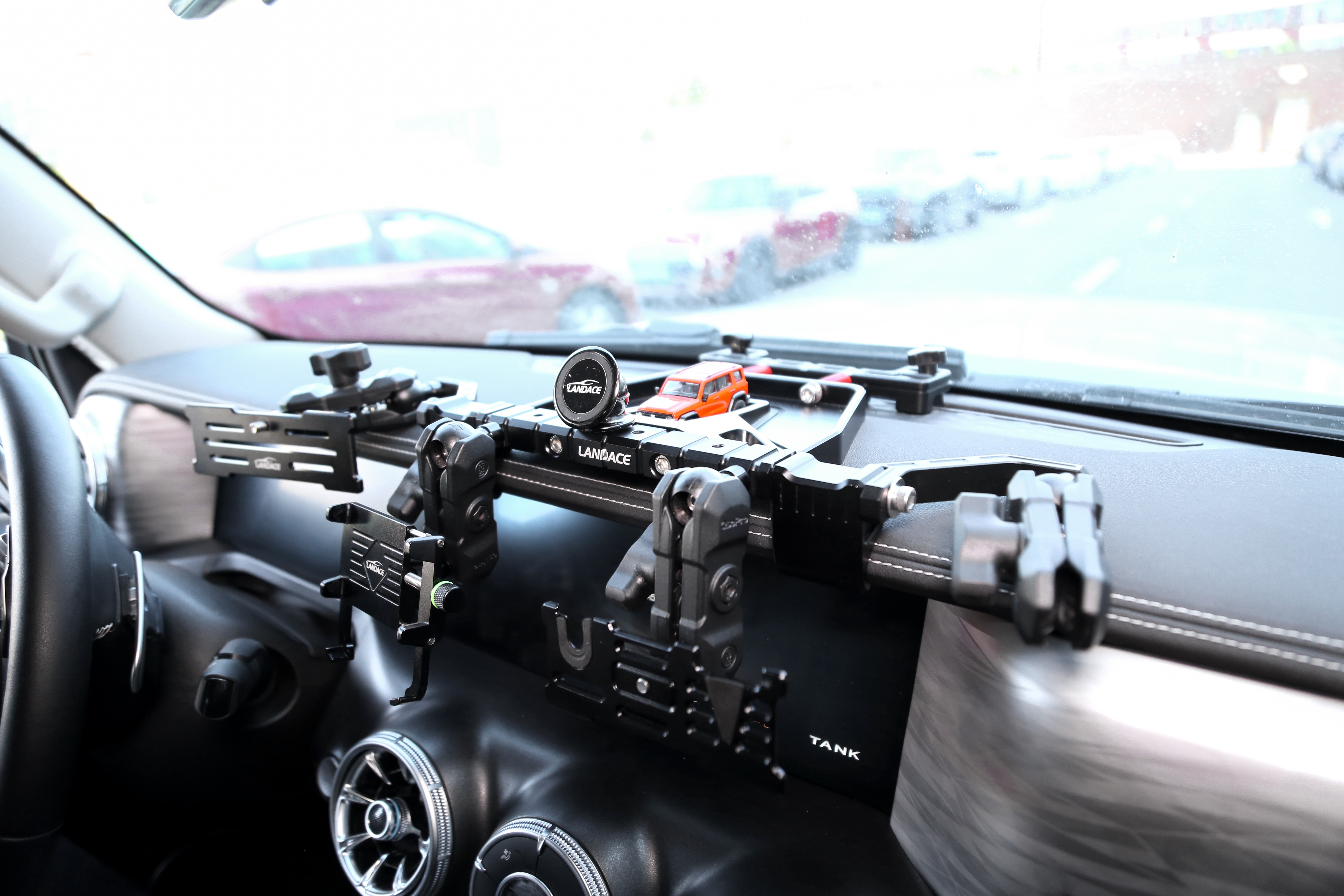 JEEP Wrangler JL Aluminum Alloy Center Console Bracket Mobile Phone Holder for Tank 300