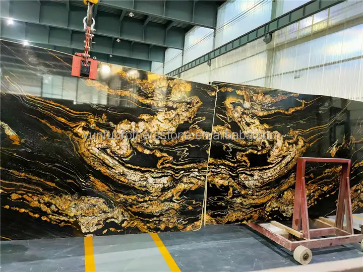Chinese Granite Luxury Kitchen Countertop with Polished Black Gold Stone