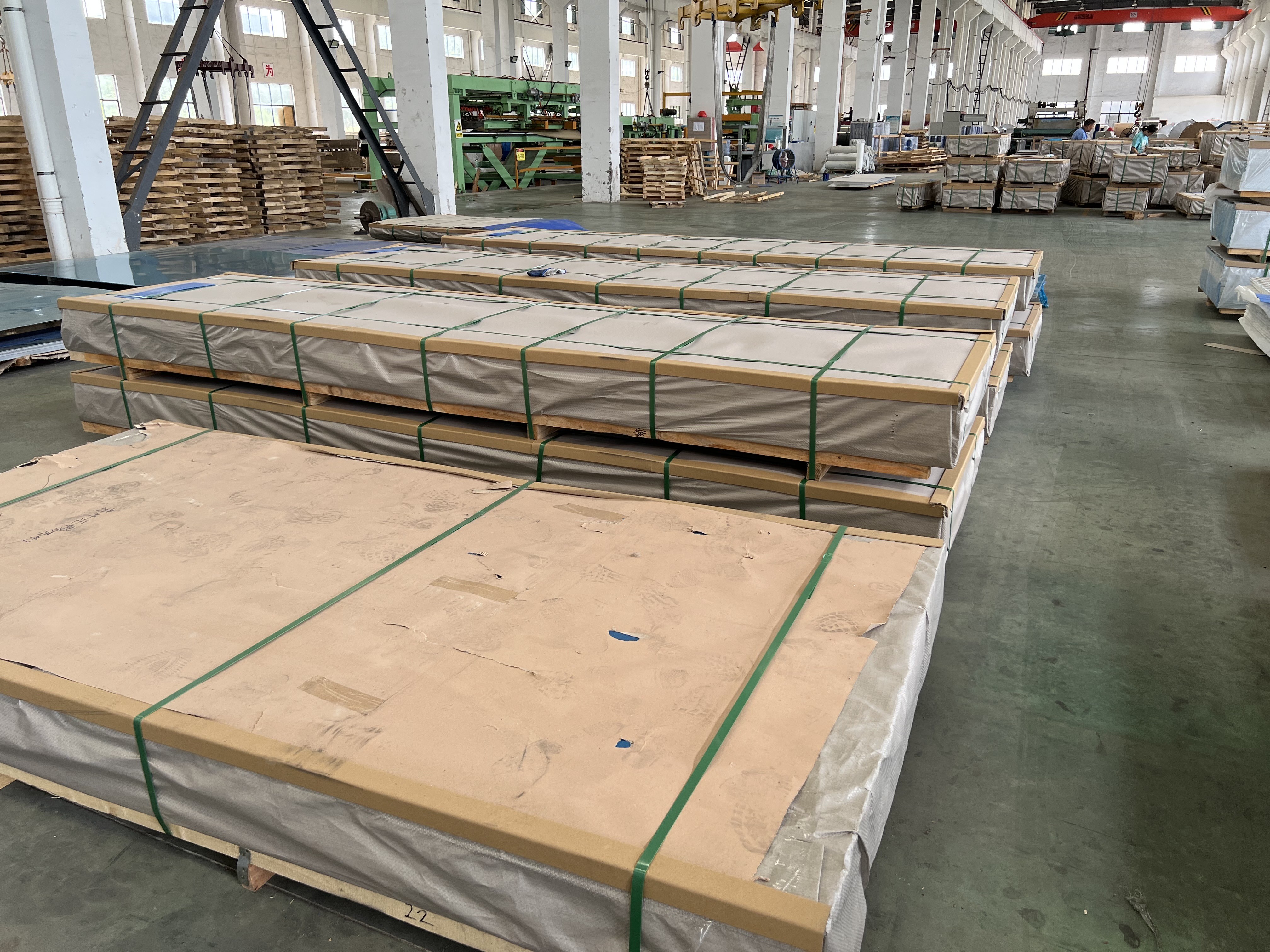 Hot Cold Rolled Aluminium Coil Roll T6 7075 6061 EN 5083