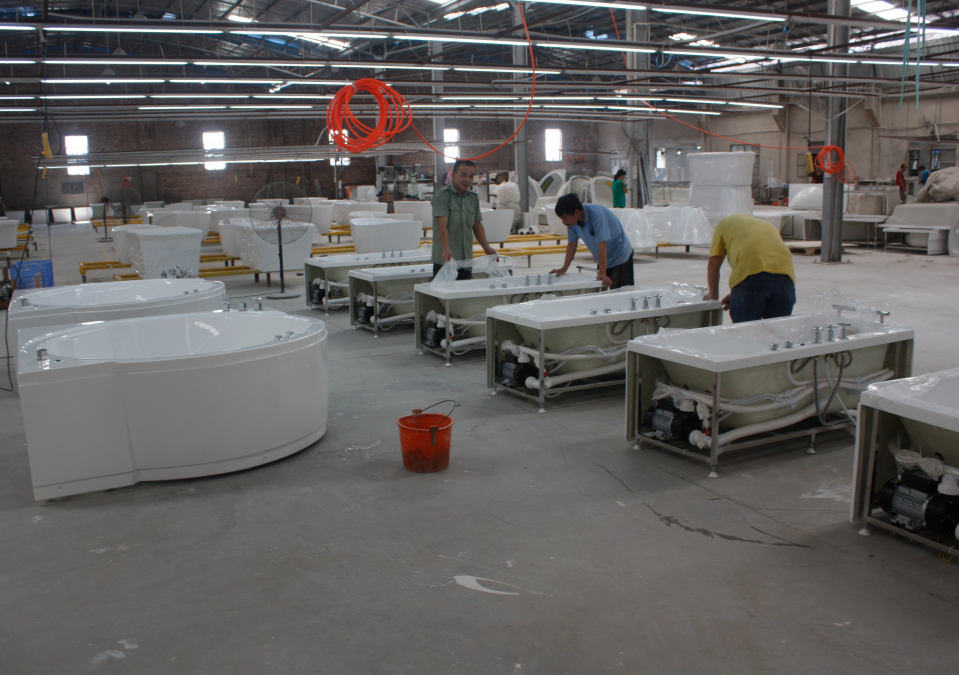 1700mm Freestanding Jetted Bathtub For 2 Round Stand Alone Tub Hot Small
