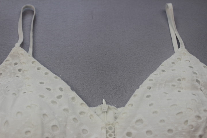 White Custom Womens Dresses / Lace And Embroidered Dress Soft Fabric BS191203