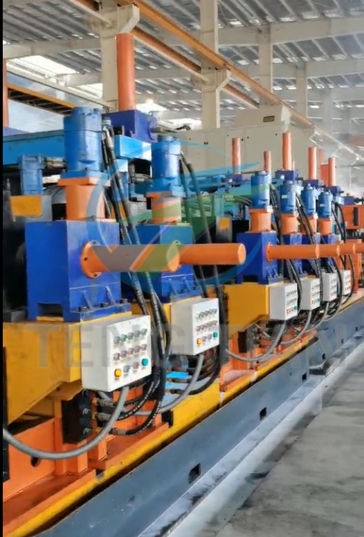 30m / Min Simple Operation Steel Tube Making Machine For Round Pipe