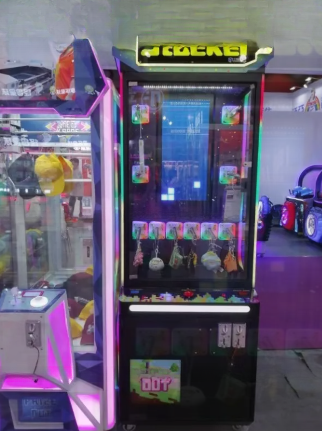 Customized Coin Operated Vending Game Machine For Fun City OEM Welcomed