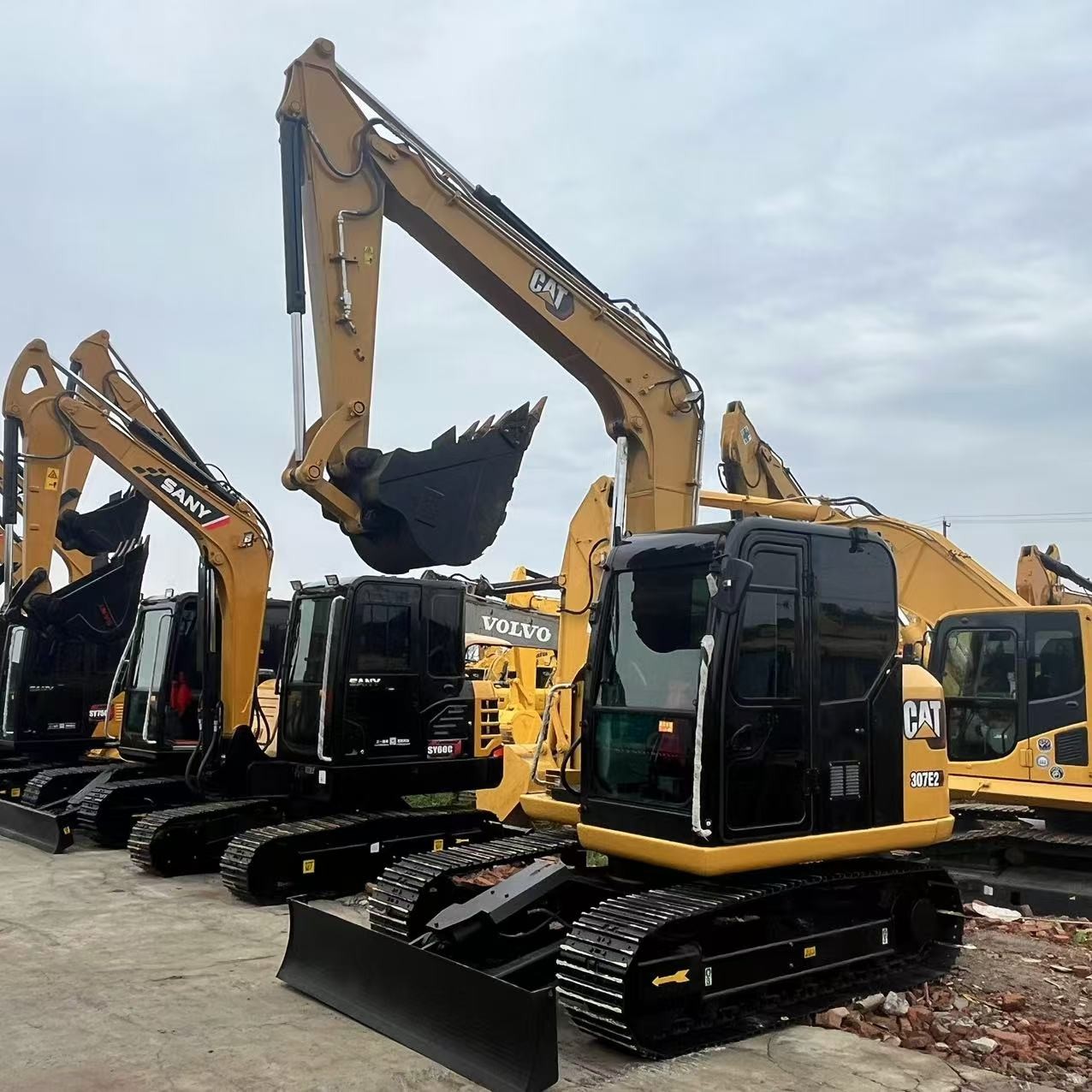Mini Secondhand CAT 307E Excavators 7ton Used Backhoe Tracked Digger Machinery