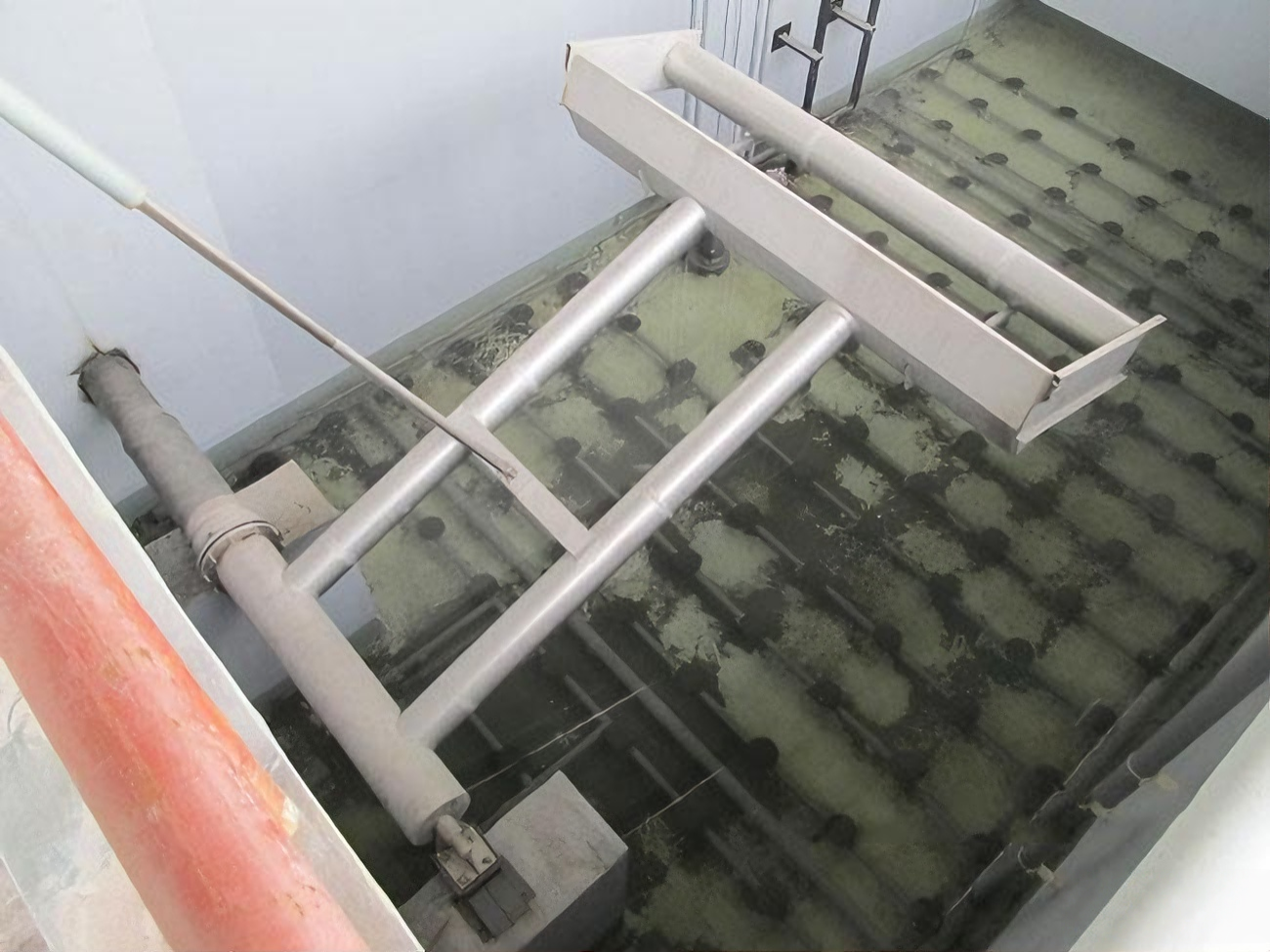  Rotary Mechanical Automatic Wastewater Treatment Decanter Sbr System 100m3/H Manufactures