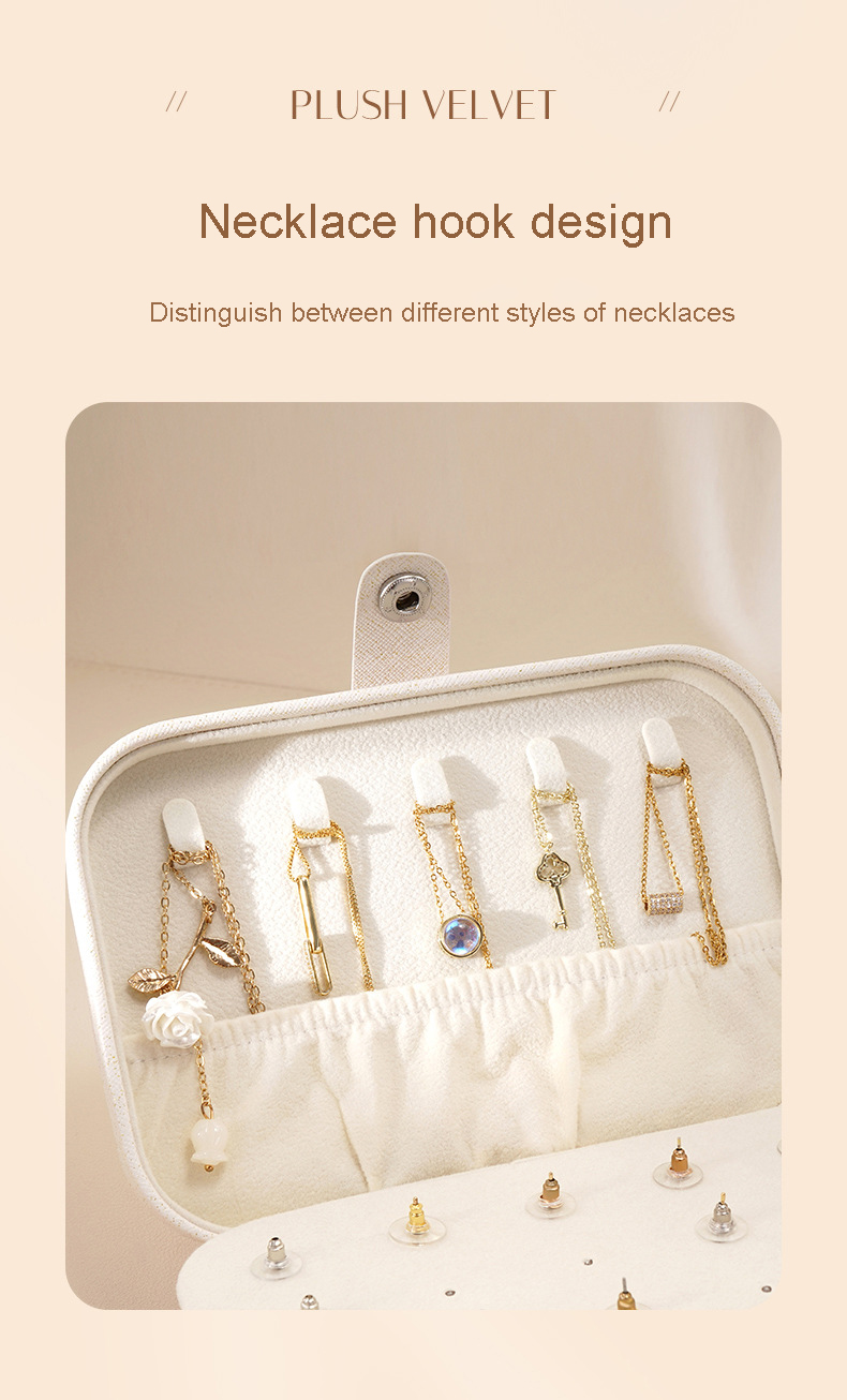 Luxury Metal Portable Necklace Display Cases Custom Velvet Travel Jewelry Box