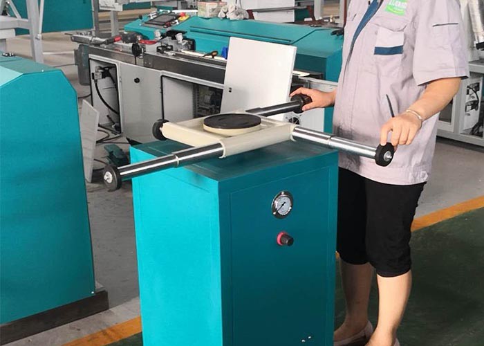 Glass Rotating Table Manual Sealing Pump Machine For Insulating Glass Hollow Glaszing