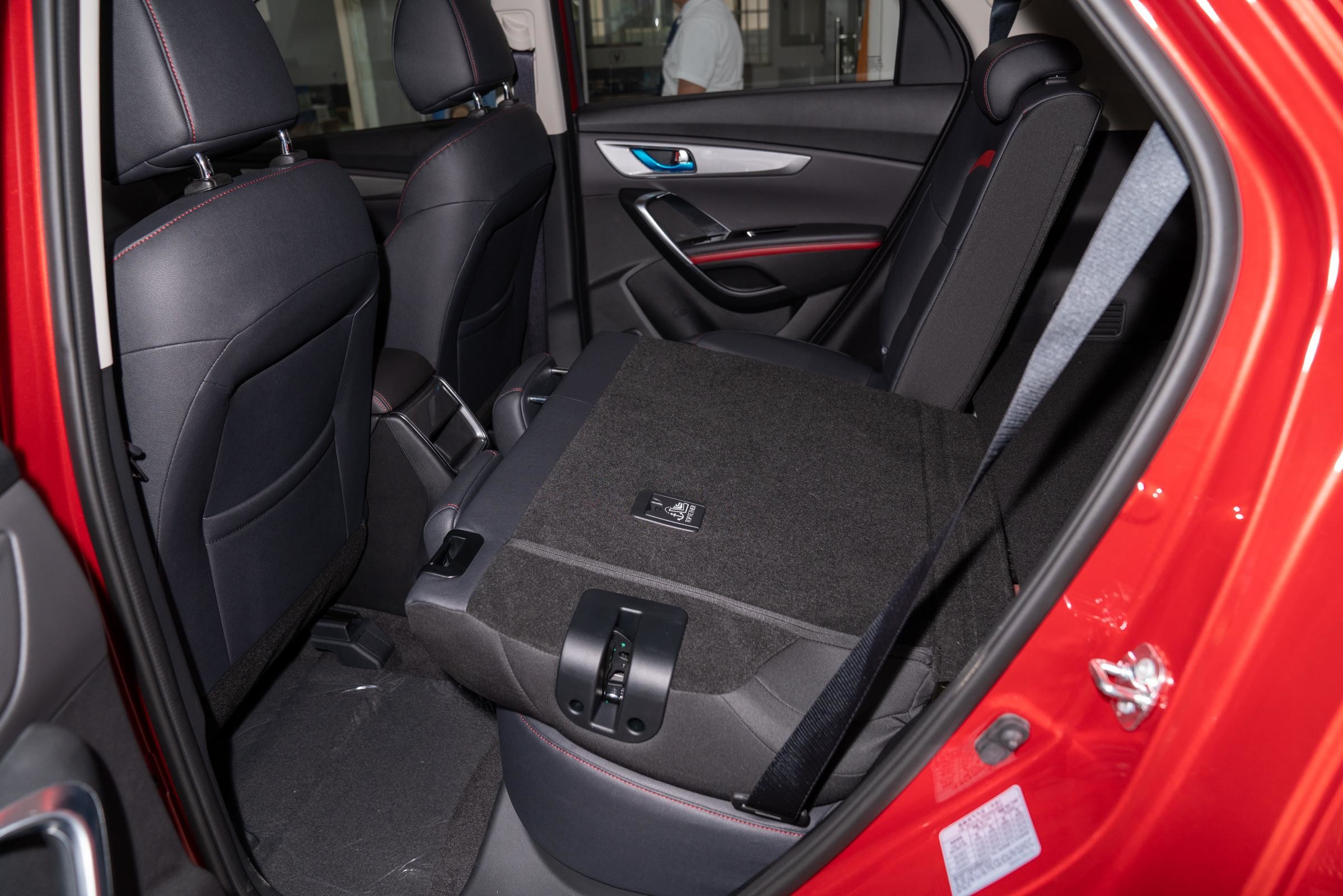 New Changan CS55 Plus Electric 4 Wheel Drive SUV 5 Door 5 Seat