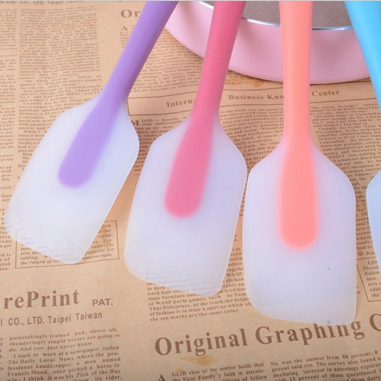 Wholesale 100% Food Grade Custom Reusable Fancy Silicone Spatula For Christmas