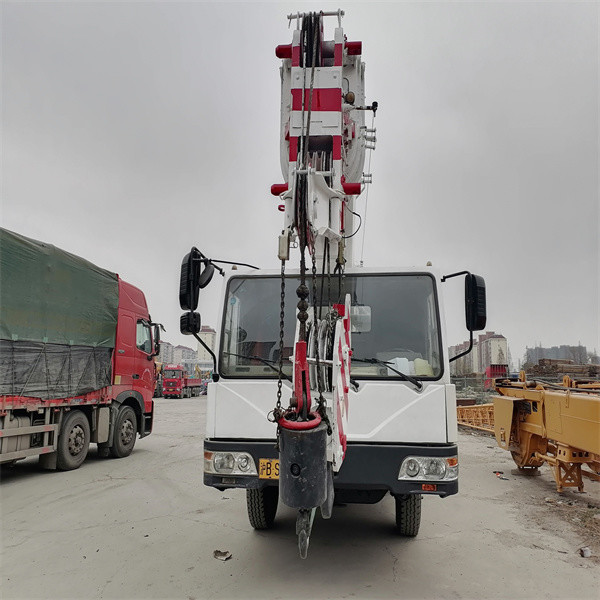 Used Crane Zoomlion Qy25v 25 Ton Fully Hydraulic Truck Crane