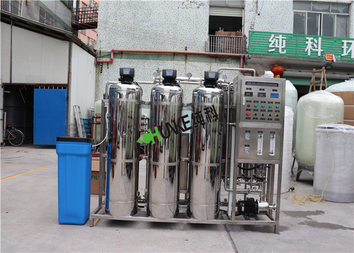 10T / 20T Per Day Seawater Desalination Equipment Salt Water To Drinking Water