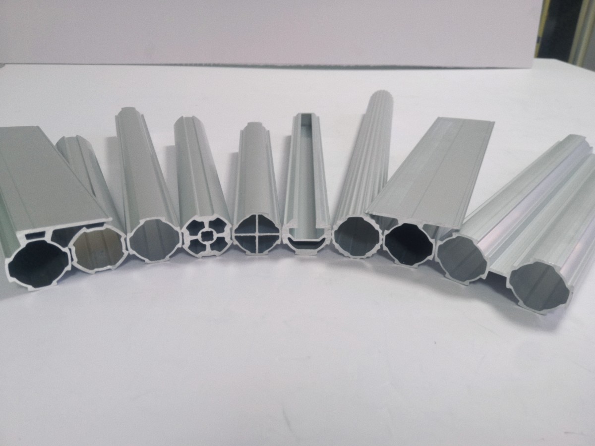 360 Degree Rotating Sliding Sleeve Mounted 28mm Aluminum Tubing AL-18-B