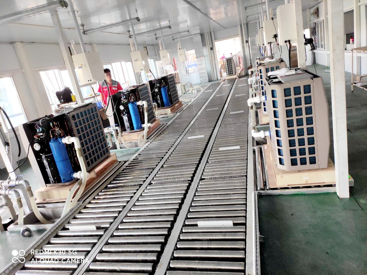 Galvanized Steel Pipe Air Source Heat Pump Assembly Line 40-300kw 380V