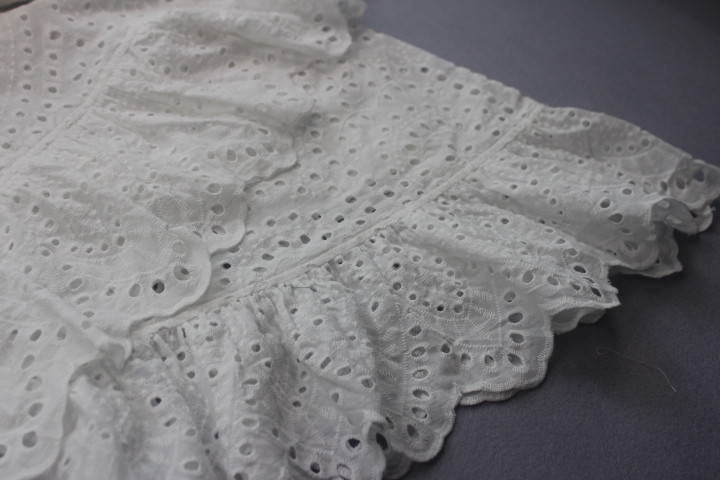 Cotton White Lace Embroidered Dress / Slim Fit Dress For Ladies Sexy Style