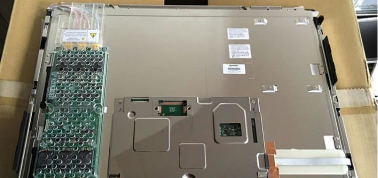 LQ281L1LW11 Sharp 28.1" LCM 2048×2048RGB 225cd/m² INDUSTRIAL LCD DISPLAY
