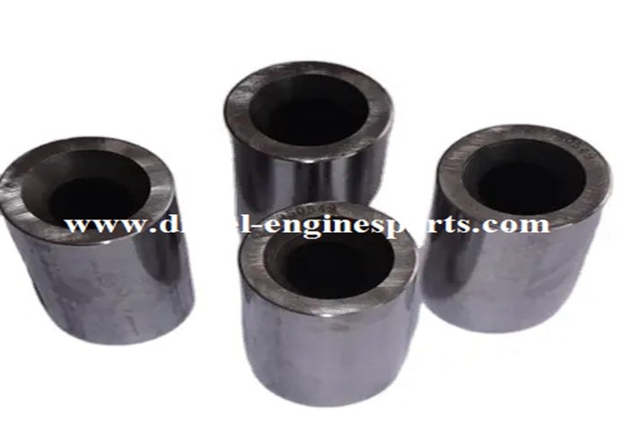 OM352 Engine Piston Pin Mercedes Benz Engineering Engine Wrist Pin
