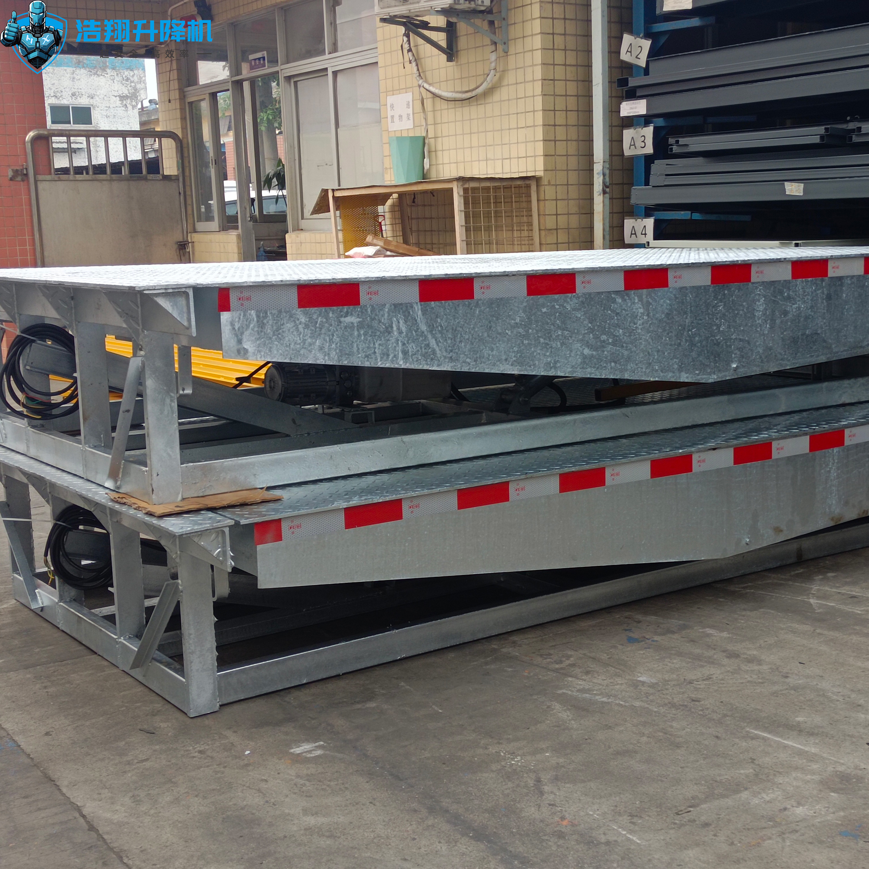  Hydraulic Electric Ramp Adjustable Loading Telescoping Lifter Dock Ramp Leveler Manufactures