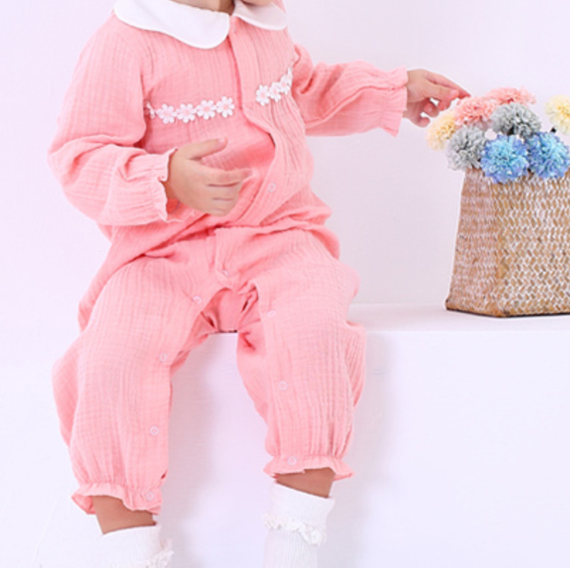 Constant Temperature Baby Crepe Gauze Fabric Keeps Warm 135GSM