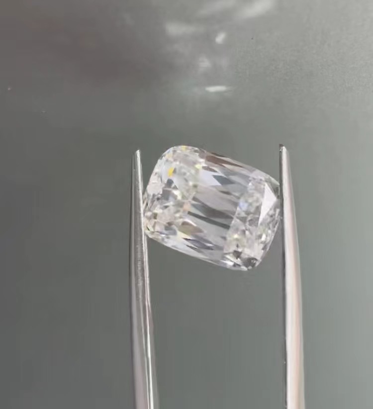 Cushion Modified Brilliant Cut CVD Diamonds Cultivated Diamonds Pass The Test