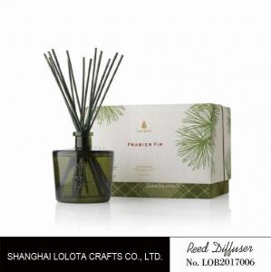  Blackish green color bottle with natural stick and rigid gift box Manufactures