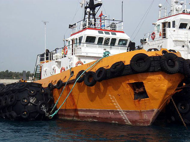 50Kpa Pneumatic Rubber Fender Yokohama Rubber Marine Fenders