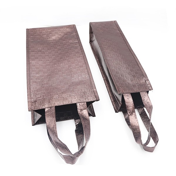 Wholesale custom new brown fashion pp non woven shopping bag aluminum foil tote wine bag