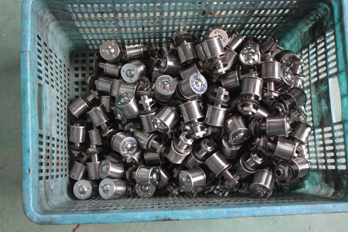 Stainless steel Filter Nozzle or Alloy strainer nozzle or johnson screen nozzle or wedge wire water filter nozzles