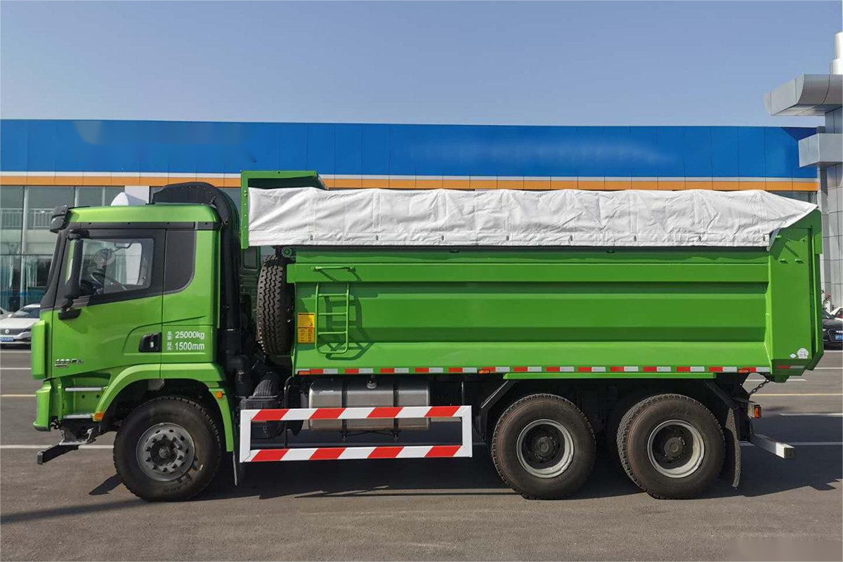 Durable and Reliable Used Truck Shacman X3000 6x4 Dump Truck For Heavy-duty