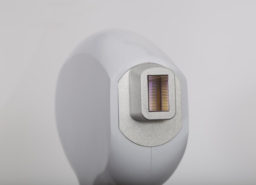 40% DISCOUNT!!! Portable cool skin contacting painless and permanent 808nm diode laser hair removal machine