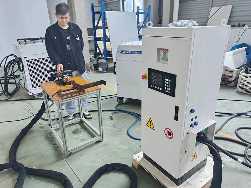 400V Portable Induction Heating Machine For Bolt Expansion