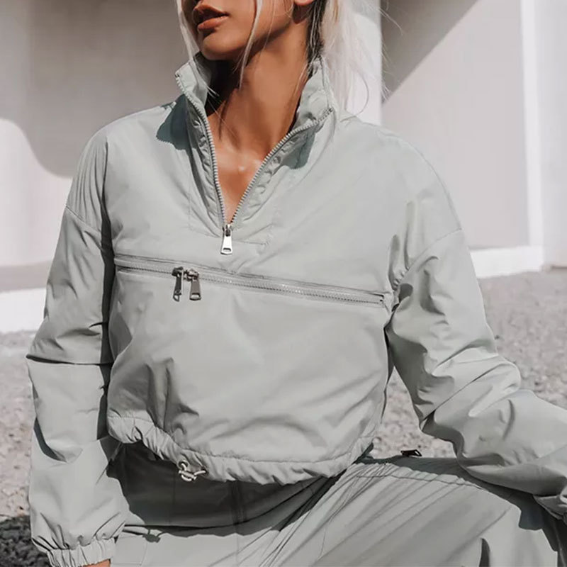 Women's Half Zip Pullover Tracksuit with Customized Labels and Windbreaker Jacket