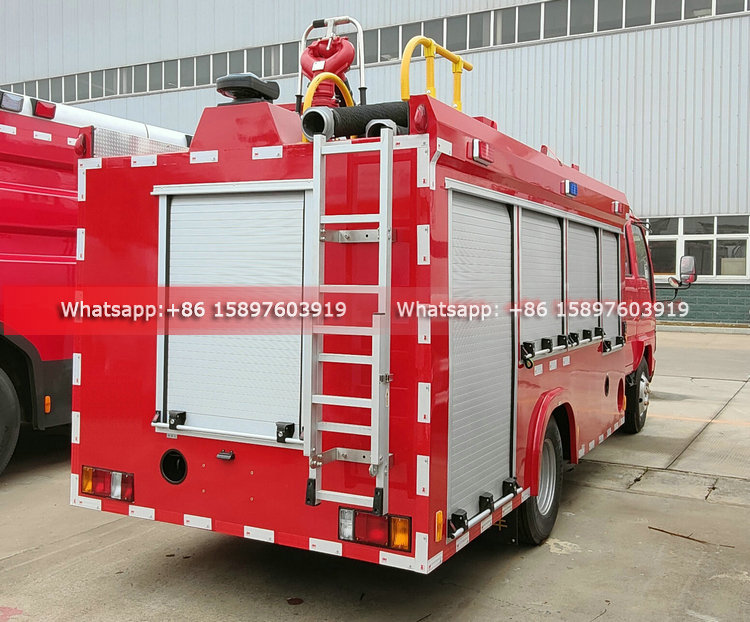 Cheaper Price NKR ISUZU Mini Fire Truck 3Tons Water Tanker Fire Fighting Truck for Sales