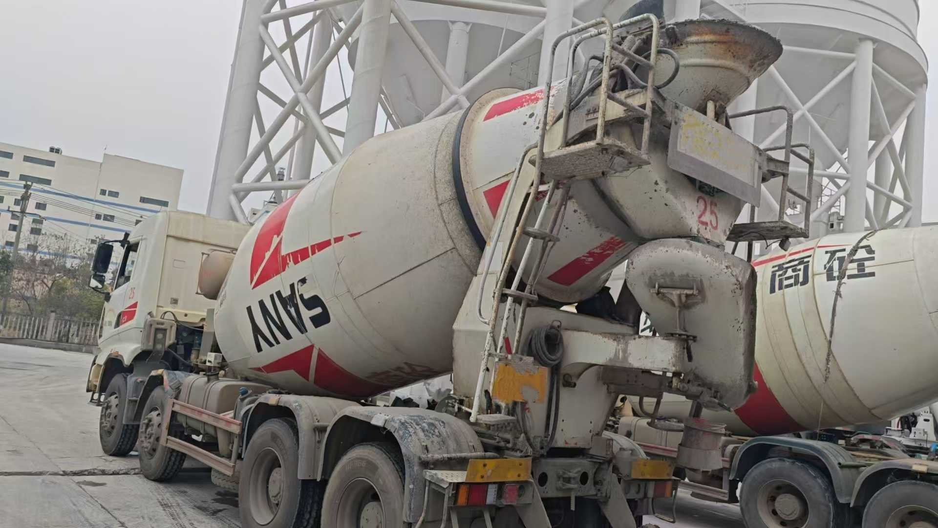 2020 Sany self-made chassis 12 cubic mixer truck (National V emission)