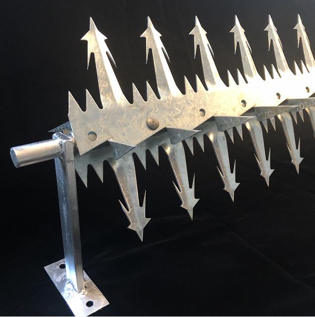 rotary razor spikes
