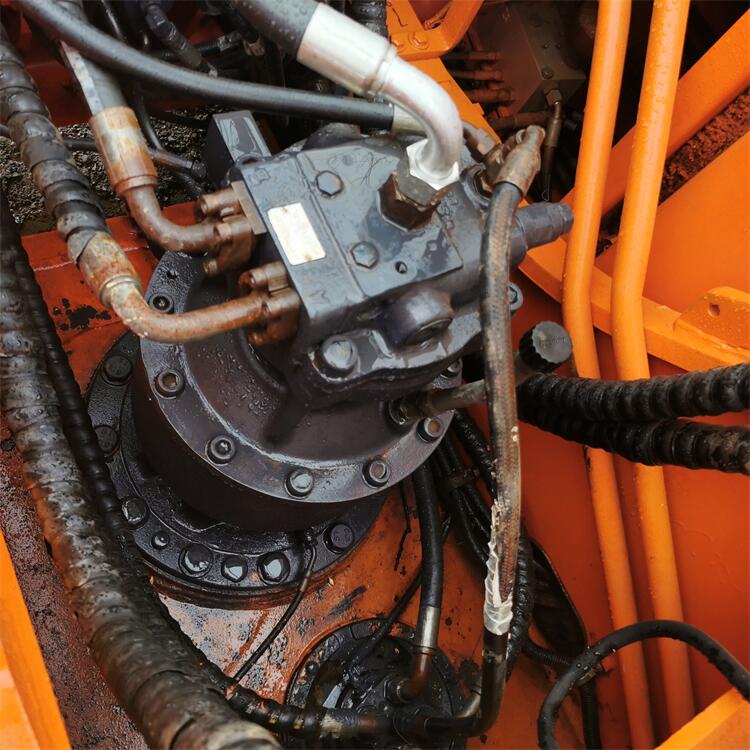 30 Ton Doosan DX 300 LC Excavator in South Korea Good Condition Moving Type Crawler Chain