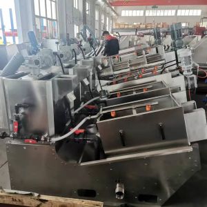 Solid Liquid Separation SS304 Spiral Sludge Dewatering Machine Automatic Screw