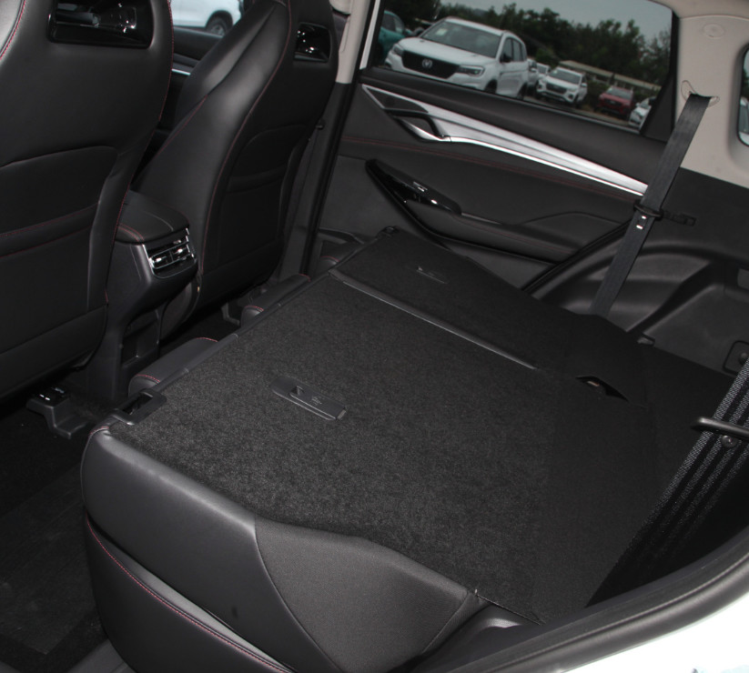 Changan Gasoline CS75 PLUS 2022 2.0T Automatic Flagship Version 7 seats SUV